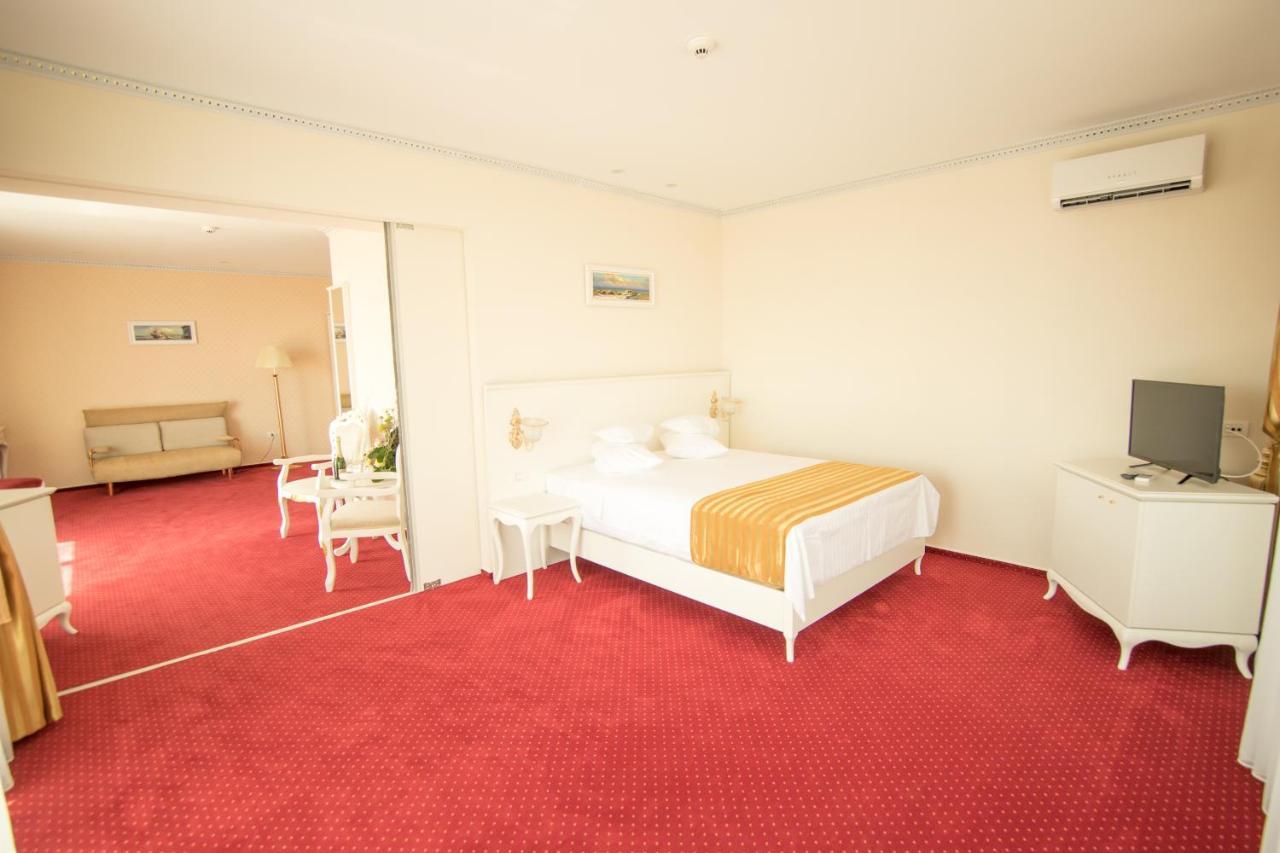 Msr Port Hotel Mangalia Esterno foto