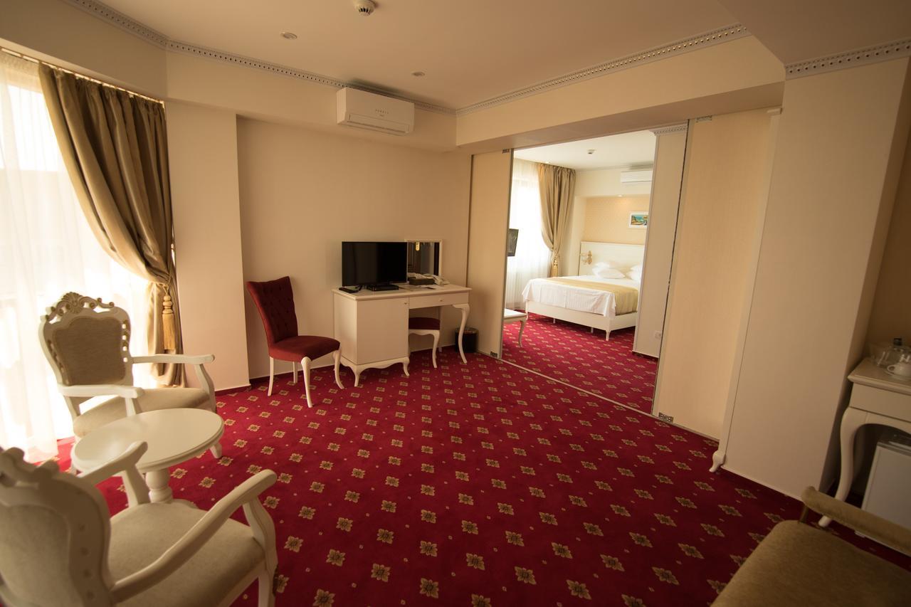 Msr Port Hotel Mangalia Esterno foto